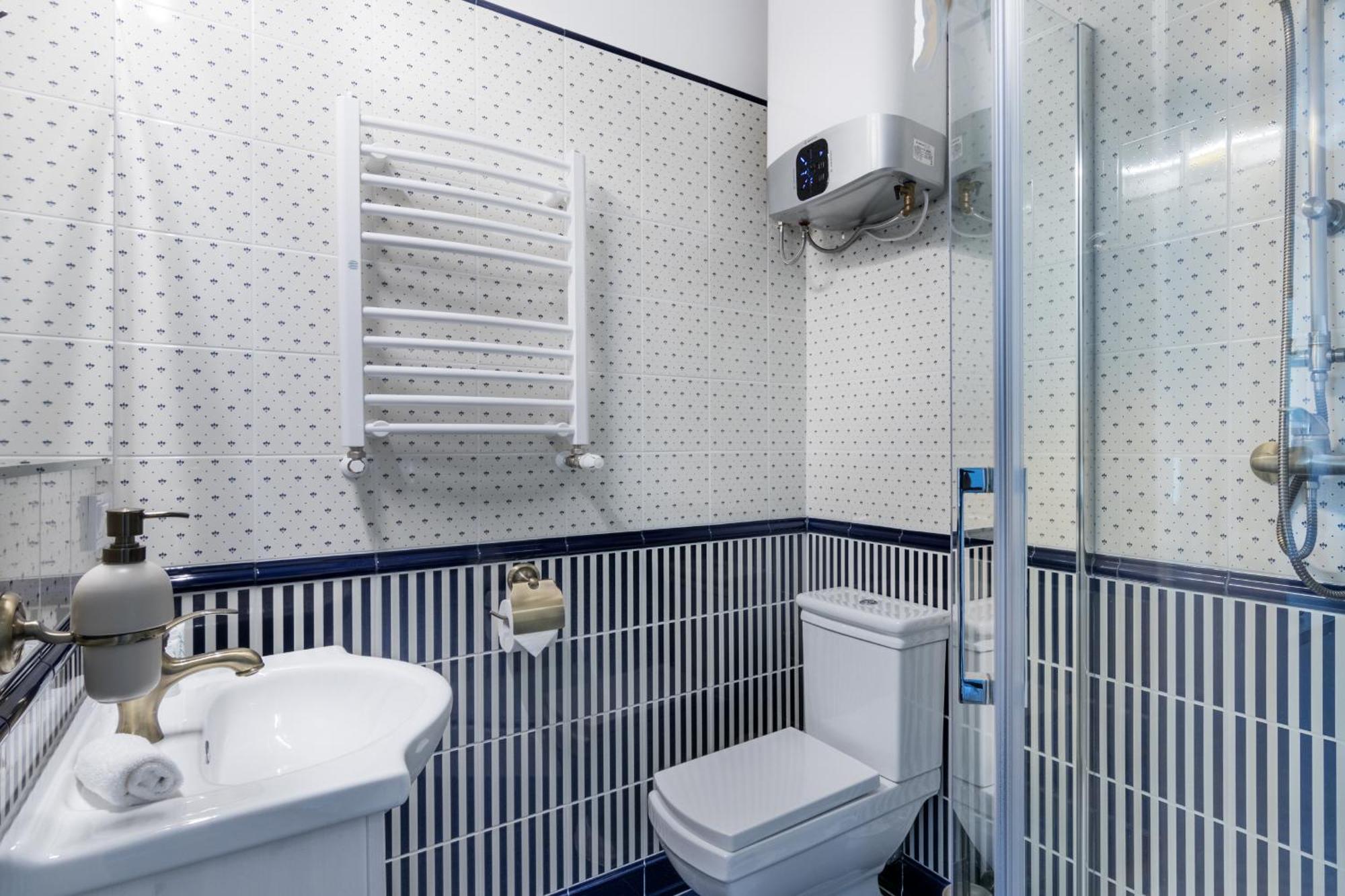 Apartment Karmelicka Stylish In Cracow By Renters *